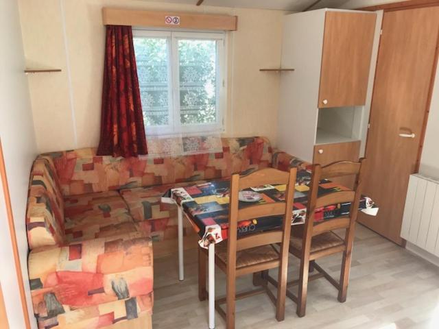 Camping Le Ruisseau Saint-Andre-de-Seignanx Exterior photo